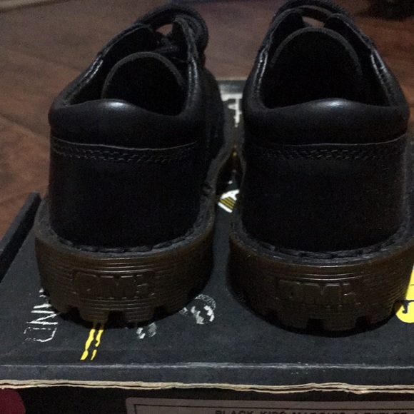 FIRM PRICE Black Kids Marquis 4 Eyelet Padded Collar Gibson - Picture 3 of 7